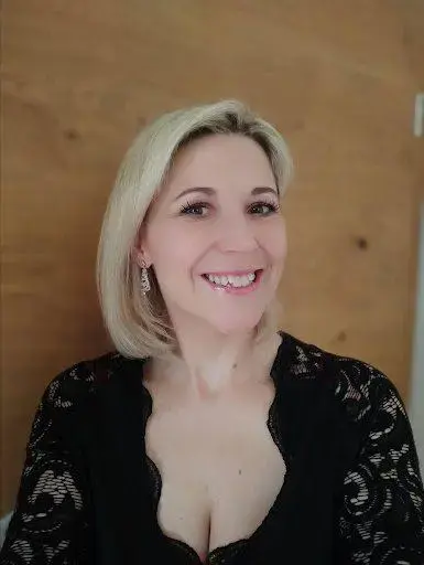 Portrait von Regina